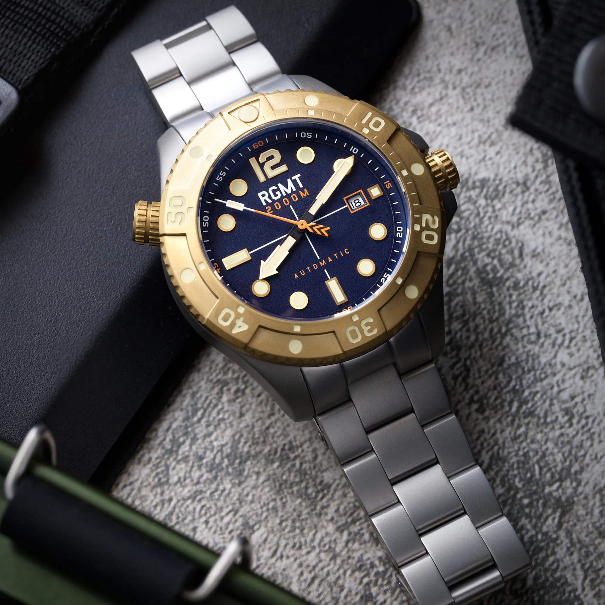 BLUE - Image 3